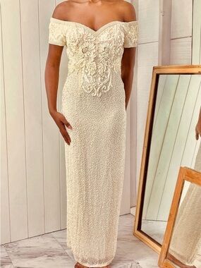 Vintage Bridal Gown Off-Shoulder Cream Beaded